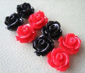 8PCS - Mini Rose Flower Cabochons - 10mm - Resin - Red and Black - Cabochons by ZARDENIA