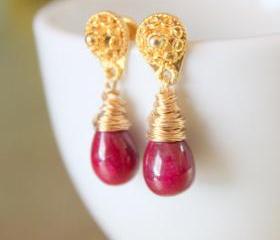Polished Smooth Red Ruby Teardrop Gold Filigree Detailed Post Dangle Earrings