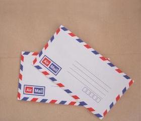 Set of 20 vintage style french airmail flat envelopes with printed inside self glue 16cm X 9cm