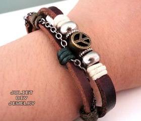 Peace sign leather bracelet