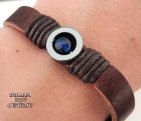 Simple leather bracelet with blue stone inlaid