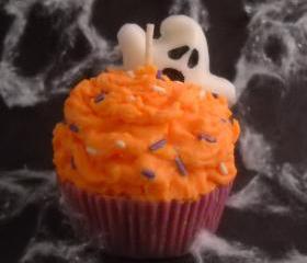 Pumpkin Buttercream Scented Soy Wax Cupcake Candle