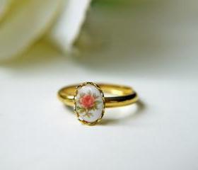 Victorian Rose. Vintage Gold Ring
