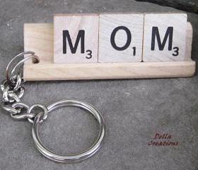 MOM Scrabble Tile Keychain