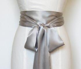 Taupe satin bridal shah.