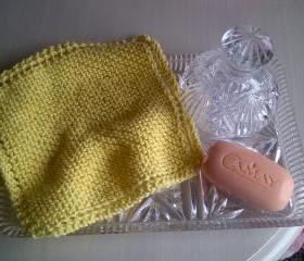 Lemon Wash or Dish Cloth - 100% Cotton - Hand - Knitted in Scotland