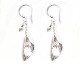 Flower Sterling Silver Calla Lily Earrings Pearl Bead Dangle Jewelry