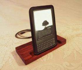 Kindle - Nook - eReader - Charger and Sync Station - Oak - Brass style V1 Kindle Dock