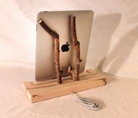 iPad - iPhone - iPod Dock - Charger and Sync Station - Natural - Back to Nature - iDock -