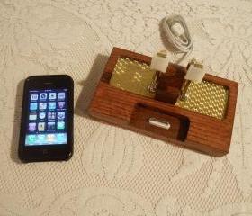iPhone - iPod Dock -Charger and Sync Station - Oak - Brass style V1- Deluxe - Gold Engine Turned