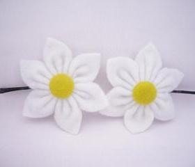 White Felt Flower, Hair Pins - Set of 2