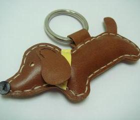 Copper the dachshund Leather Keychain ( Dark Brown )