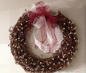 Wreath, Grapevine 18 inch, Wine and Cream Berries