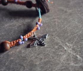 Bee & flower macrame bracelet - sweet & simple