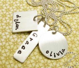 Personalized jewelry charm necklace engraved jewellery
