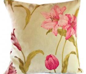 Vintage Crowson reversible cotton sateen fabric cushion cover in cream and pink with zip fastening 45cm