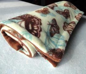 Fleece Toddler/ Baby Blanket : 'Butterfly Dreams' BUG HUG for Girls 