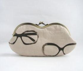 sunglass / eyeglasses case -glasses on beige linen - snap case- frame purse