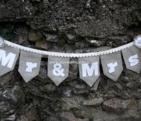 Mr & Mrs wedding banner