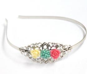 Silver headband with roses