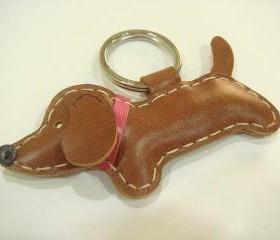 Copper the dachshund Leather Keychain ( Dark Brown / Pink collar )