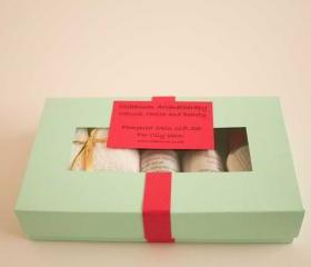 Natural cosmetics gift set for oily skin.