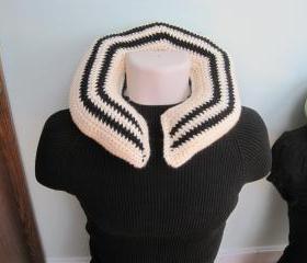 Crochet Neck Pillow - Large Size - Cream/Black -CNP2
