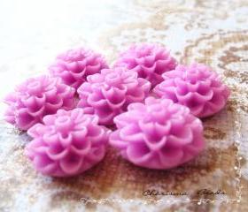 12 Resin Chrysanthemum Flower Cabochons Accessory 15x8mm