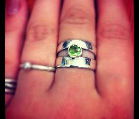 Double Peridot ring