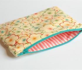 Zipper Pouch - Pretty Floral Outline with Turquoise Zipper