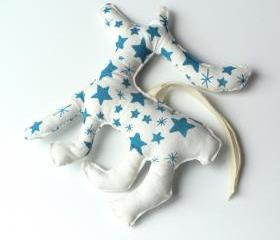 Modern reindeer tree decoration