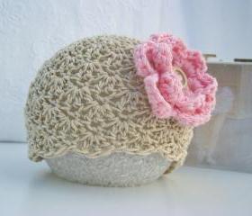 Crochet baby hat - Baby girl hat - Newborn baby hat - Beige - Tan - Pink flower - Organic cotton - Photo prop