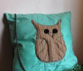 Decorative cover for pillows - 17 x 17