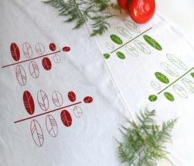CHRISTMAS LINEN TABLE RUNNER tree screen printed