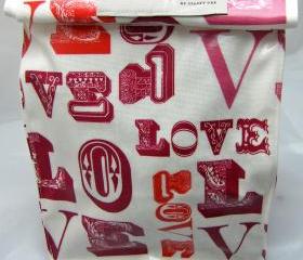 Oilcloth Lunch Bag - Love Me 