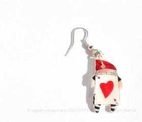 Earring Hearts - Alice in Wonderland