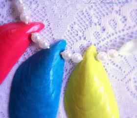 Neon Rainbow necklace: fluorescent pink, blue and yellow