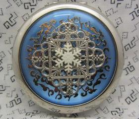 Compact Mirror Snowflake