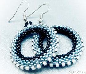 Morning Mist. Metallic Chic Hoop Earrings. Holiday jewelry. Black Silver Grey gray Beadwoven Wheel. made for order