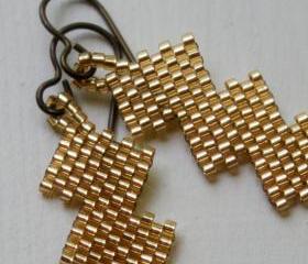 Beaded Zig Zag Fall Gold Earrings