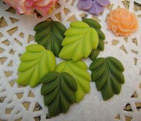  4pcs Resin Green Leaf for Jewelry18x21mm BW-SZ-203