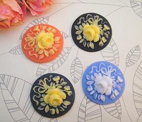  4pcs 4 colors Vintage Resin Cabochons 30mm BW-SZ-195