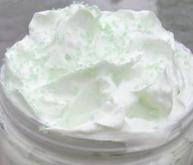 Cucumber Melon Foaming Bath Whip 4 oz jar