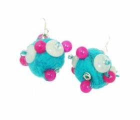 Felt earrings with gemstone beads