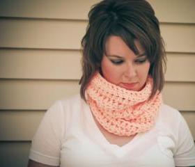 Chunky Textured Crochet Cowl