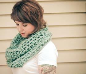 Crochet Circle Scarf