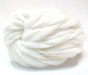 Handspun super bulky yarn in undyed thick and thin merino wool - 100 yards, 5.5 ounces/ 158 grams