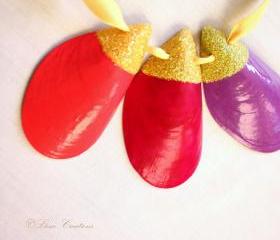 Bright yellow&pink&fuchsia&purple painted shell necklace