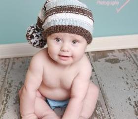 Sale -- Baby Elf / Stocking Hat -- Teddy Bear Picnic