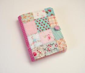 Quilted Needlebook / Travel-sized Sewing Accessories Case